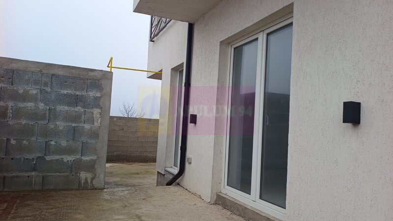 Vila duplex Cornetu- strada Lalelelor.